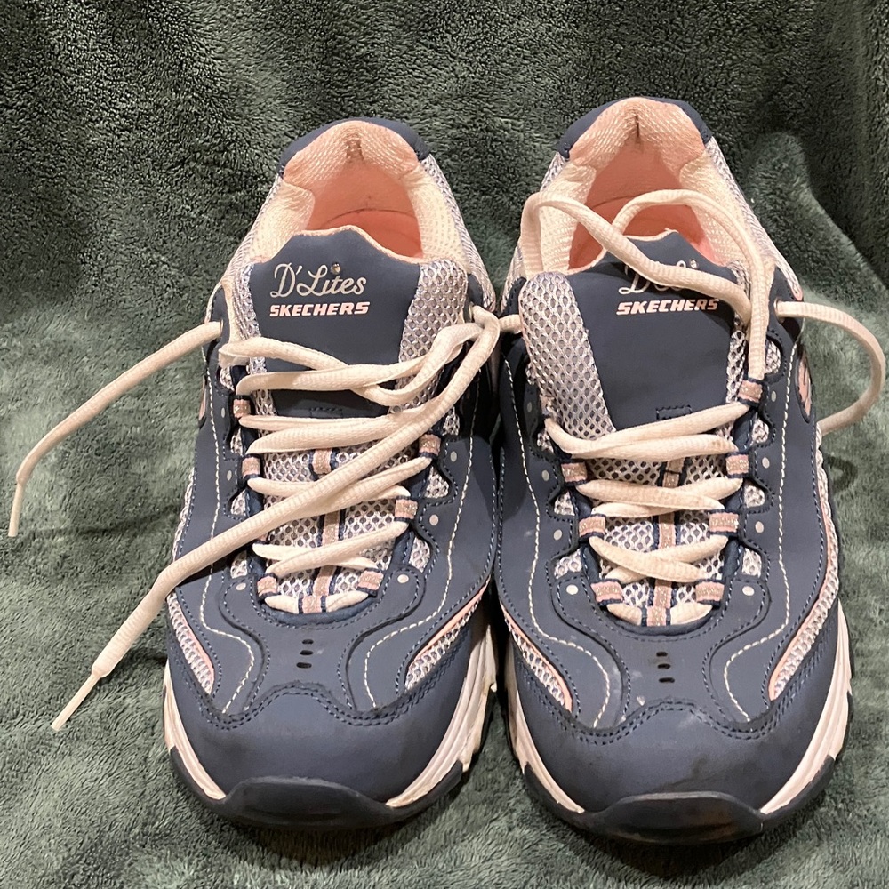 Skechers Women's D'Lites Navy and Light Pink Sneakers